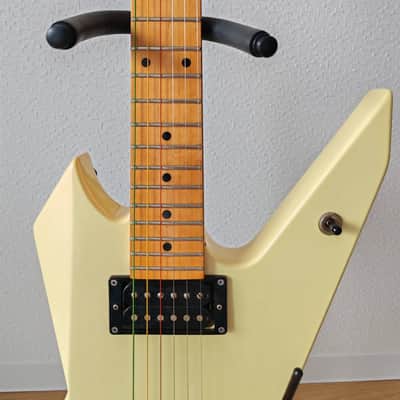 ESP KG Pirates Explorer Akira Takasaki Loudness - White Cream - JAPAN MIJ image 4