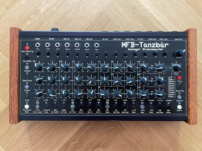 MFB Tanzbar 2010s - Black image 1
