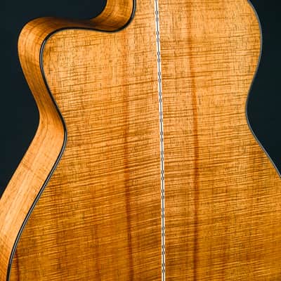 Martin M 0000 Cutaway Custom Premium Flamed Koa and Sinker Redwood NEW image 16