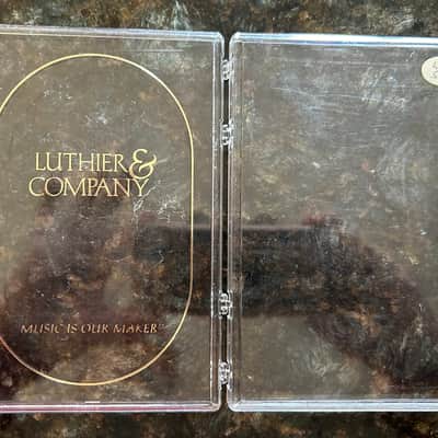 Luthier & Company Plastic Box Western Guitar II Strings 1970’s - Clear image 4