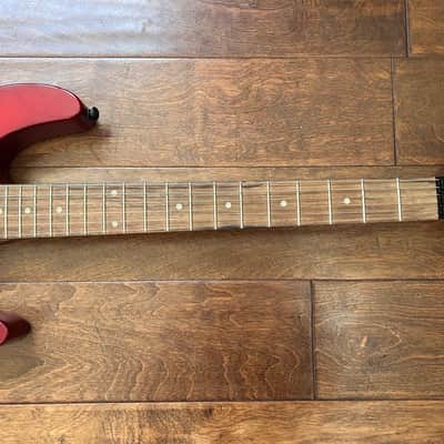 Kramer Striker - Red image 3