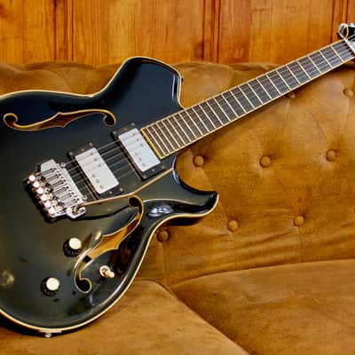 Yamaha WES BORLAND SIGNATURE GUITAR image 6