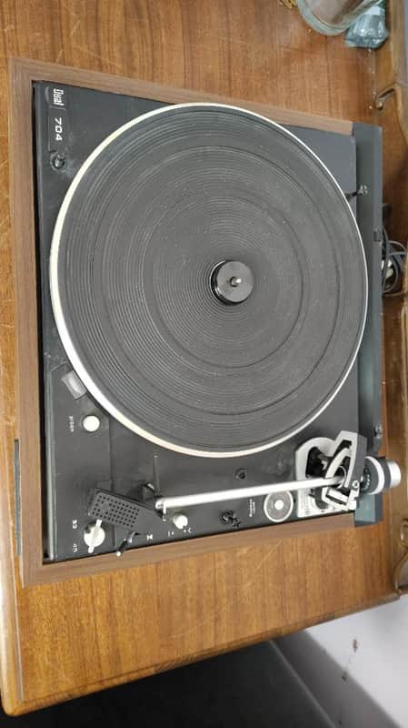 Dual 704 direct drive turntable in excellent condition, serviced - 1970's image 1