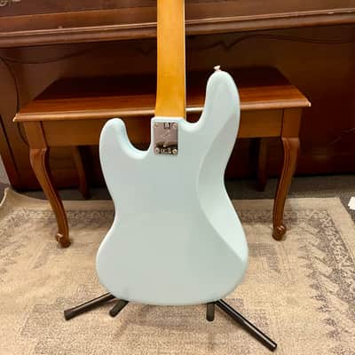 Like New! Fender Goldfoil Jazz Bass  Sonic Blue image 5