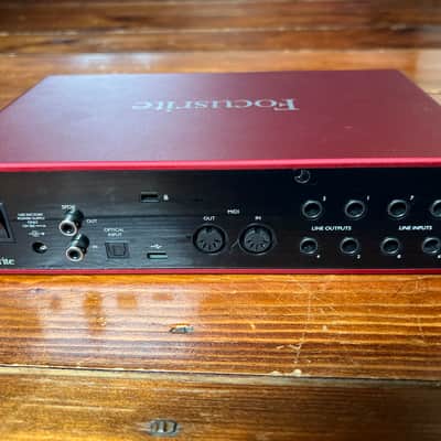 Focusrite Scarlett 18i8 3rd Gen USB Audio Interface 2019 - 2025 - Red / Black image 2