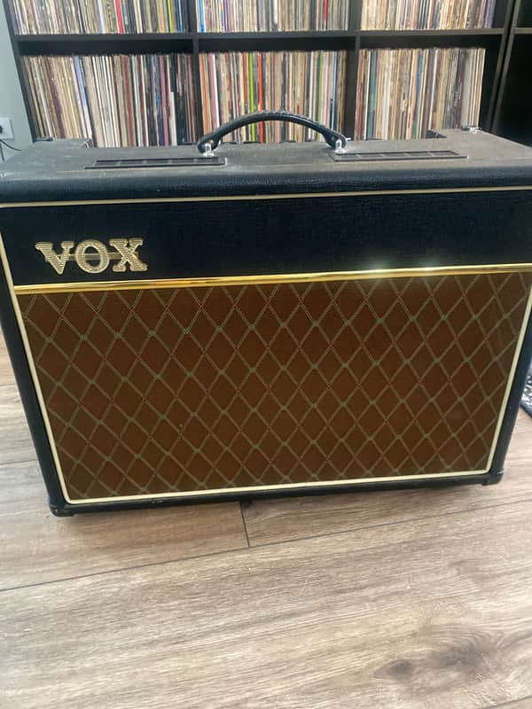 Vox AC15CC1 Custom Classic 15-Watt 1x12" Guitar Combo 2006 - 2010 - Black image 1