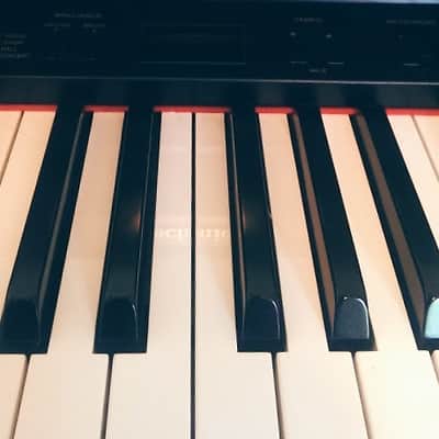 Technics SX-PX 332 Digital Piano 88 Key image 3