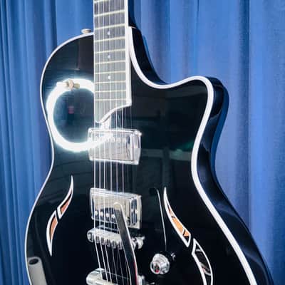 Taylor T3/B 2009 - Present - Black image 9