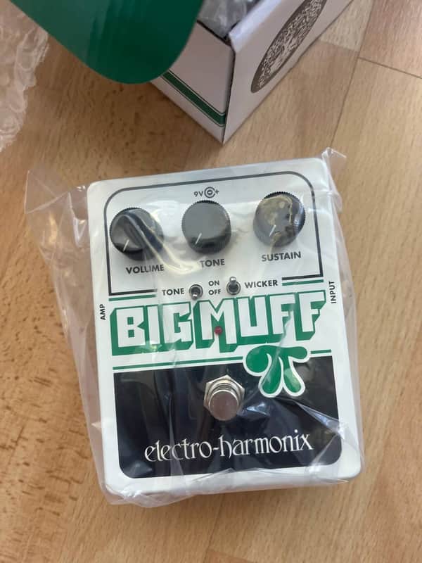 Electro-Harmonix Big Muff Pi with Tone Wicker Distortion / Sustainer 2008 - Present - White / Black / Green image 1