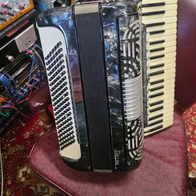 Pollina Piano Accordion 41/120 Made in Italy w Case and Straps image 4