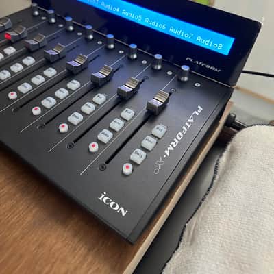 Icon Platform X+ 8-Channel DAW Control Surface Extender 2010s - Black image 6