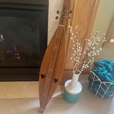 Walnut Valley Cedar Creek Sage Institute Dulcimer 1988 - Natural Walnut, New Strings image 1