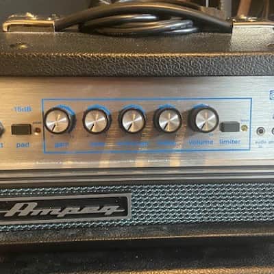 Ampeg Micro VR 200-Watt 2x10" Compact Solid State Bass Amp Stack image 2