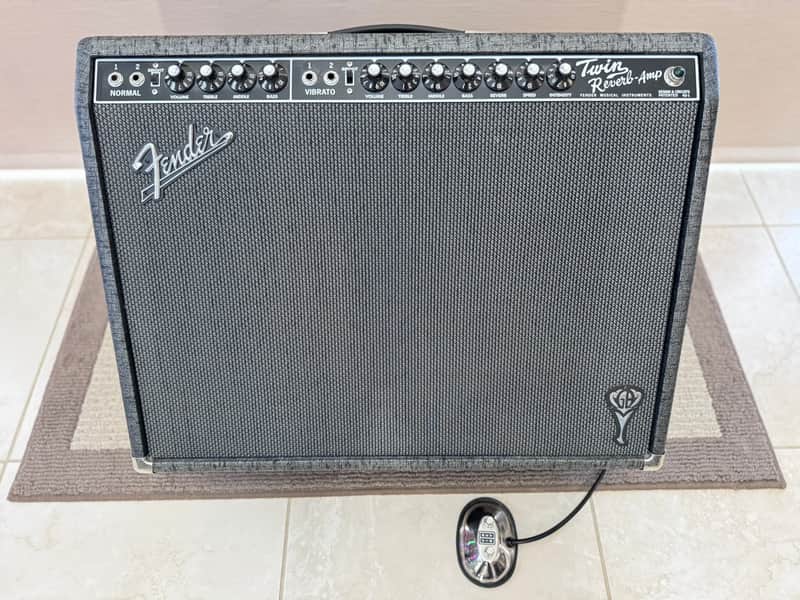 Fender GB Twin Reverb George Benson Signature 2-Channel 85-Watt 2x12" Guitar Combo 2016 - Present - Gray image 1