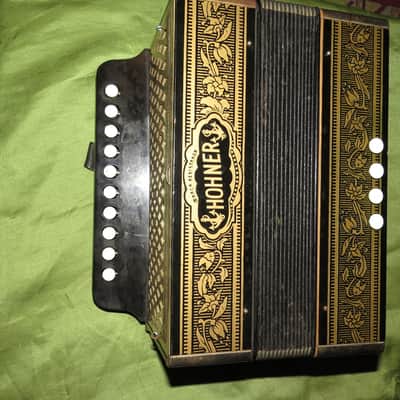 Hohner Pokerwork 1040 diatonic button accordion in C image 1