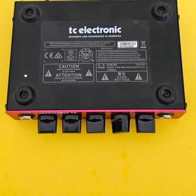 TC Electronic BAM200 200-Watt Class-D Bass Amp Head 2019 - 2021 - Red image 5