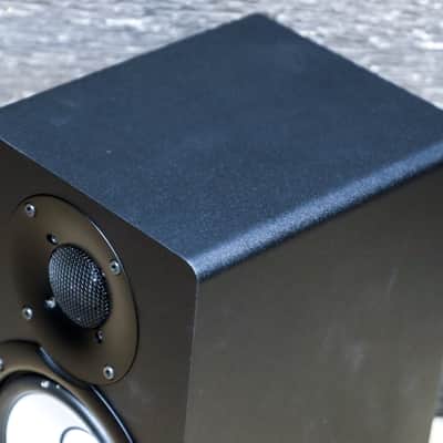 Yamaha HS5 Powered Studio Monitor 2-Way Bi-Amp 5" Studio Monitor (Single) w/Box image 5