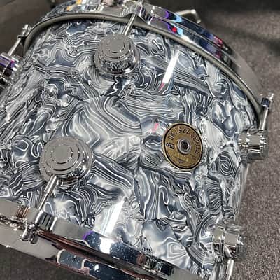 Peter Erskine's DW Jazz Series 12/13/14/16/20" Maple Gum Drum Set Kit with Matching 14" Snare in Silver Abalone image 9