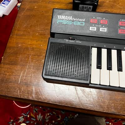 Yamaha PSS-80 Portasound Mini Keyboard Synth 1980s image 5