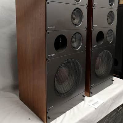 Wharfedale MACH 9 Floor Standing Vintage Speakers #1874 Sold Together As A Pair - Good Working Cond image 5