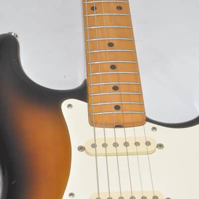 Fender Japan Stratocaster 1993-1994 Electric Guitar Ref No 6850 image 6
