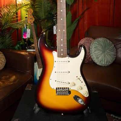 Fender Stratocaster 1993-1994 - Sunburst image 3