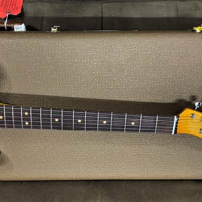 Fender American Vintage II '63 Telecaster 2022 - Present - 3-Color Sunburst image 8