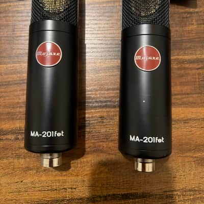 Up for sale is a beautiful pair of Mojave Audio MA-201fet large-diaphragm condenser microphones. image 2