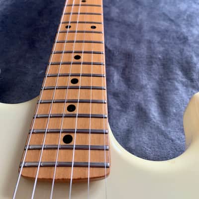 Kramer USA Baretta 1986 - Cream w. matching headstock (Rare) image 3