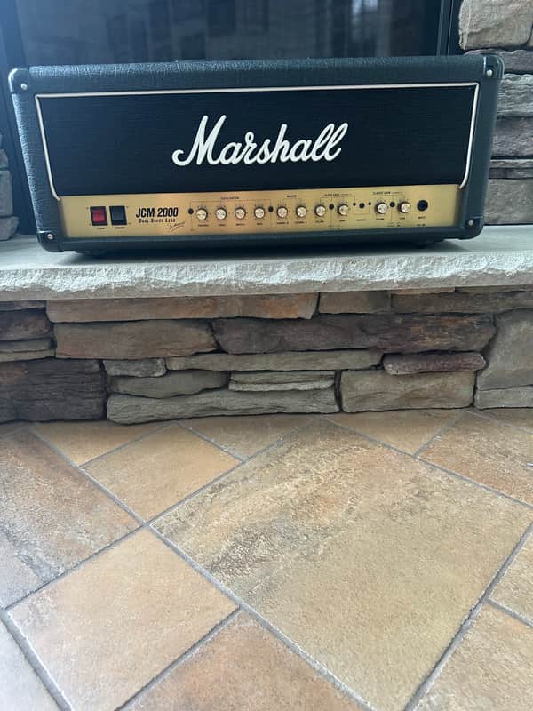 Marshall JCM 2000 DSL 100 Dual Super Lead 2-Channel 100-Watt Guitar Amp Head 2000s - Black