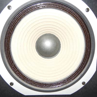Pioneer HPM 60 vintage speakers great condition image 5