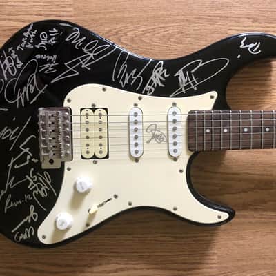 Yamaha EG112 Electric Guitar - Signed by many Creation 2015 Artists! image 1