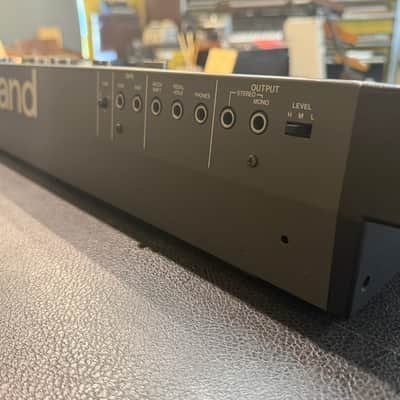 Roland Juno 106 image 5