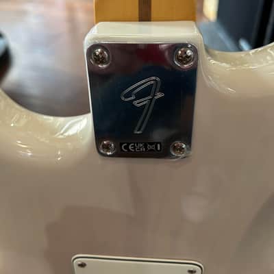 Fender Player II Stratocaster 2024 - White Blonde, Rosewood Fingerboard/ 7lbs. 0.9oz.  #MXS24045422 image 9