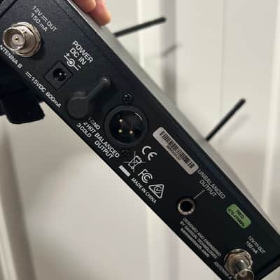 SAMSON AWX Wireless sax/horn Mic 470–494 MHz image 5