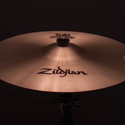 Zildjian 18" A Medium Crash image 1