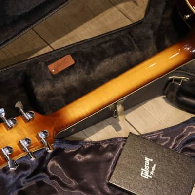 Gibson Es137 Custom Light Burst 2011 image 10