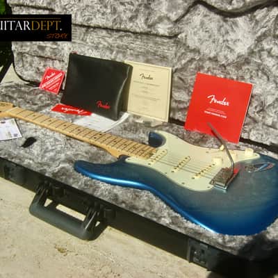 ♚MINT♚ 2019 FENDER AMERICAN ELITE STRATOCASTER USA ♚ SKYBURST !♚ MAPLE CAP♚ Ultra image 3