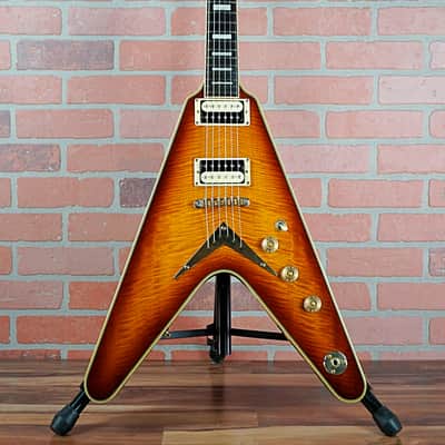 Dean V 79 Select Flame Top Vintage Sunburst With Matching