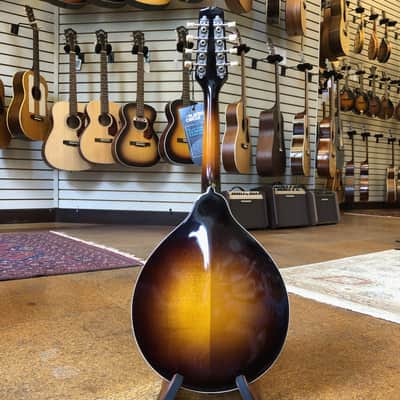 Kentucky KM-270 Deluxe Oval Hole A-Style Spruce/Maple Mandolin Sunburst w/Padded Gig Bag image 6