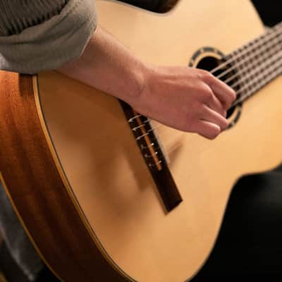 Ortega R121-7/8 Family Series 7/8 Classical Guitar 6 String - Mahogany Natural + Gigbag image 5