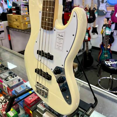 Fender Standard Jazz Bass, Laurel Fingerboard, White Pickguard, Olympic White image 3