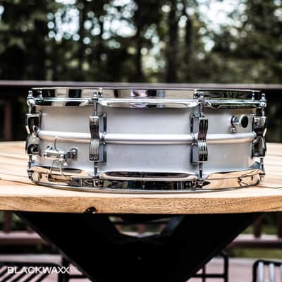 Ludwig Acrolite 5x14" 8-Lug - Pointed Blue/Olive Badge image 3