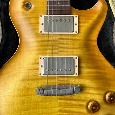 Nik Huber Orca The Seahorse LTD Serial# 1 Lemon Burst image 8