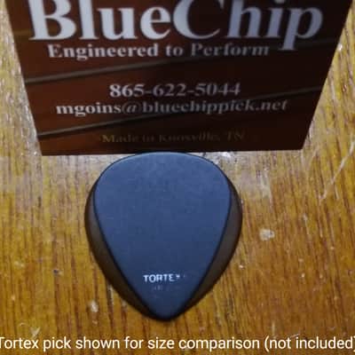 Blue Chip XR-45 pick 1.143mm large round guitar / mandolin pick image 3