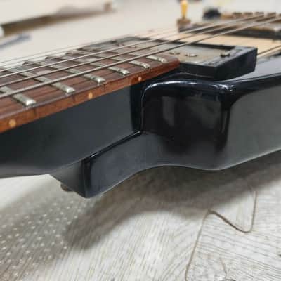 Tokai Flying V image 10