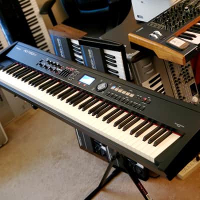 CERTIFIED!!! ROLAND RD700NX STAGE PIANO FULLY SERVICED, IN AMAZING CONDITION! image 2