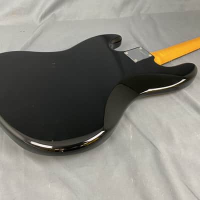 Fernandes Jazz Bass image 6
