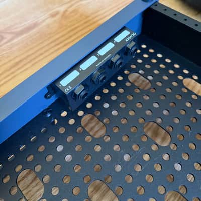 Temple Audio TRIO 28 Pedalboard - Gunmetal w/ soft case and 4xmod image 3