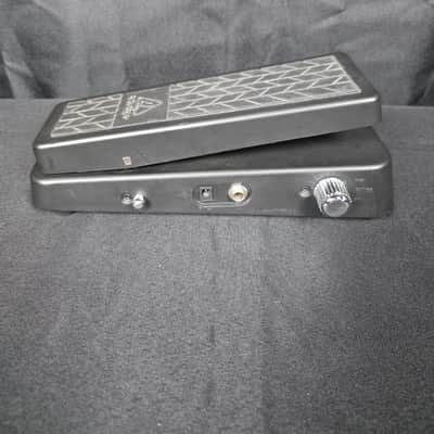 Behringer HB01 Hellbabe Ultimate Wah 2010s - Black image 5